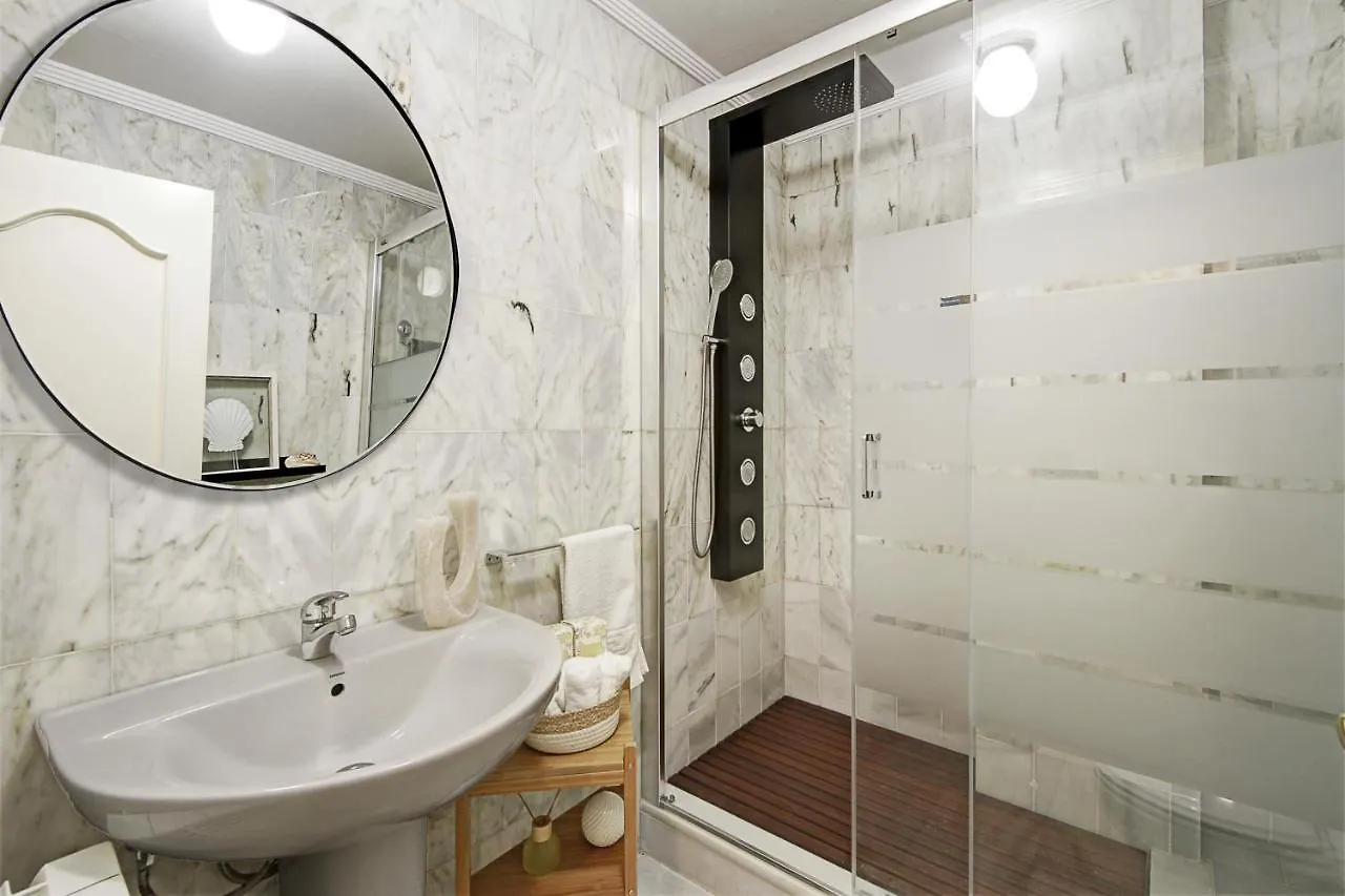 Apartamentos Mirador Alhambra Granada 0*,  Spain